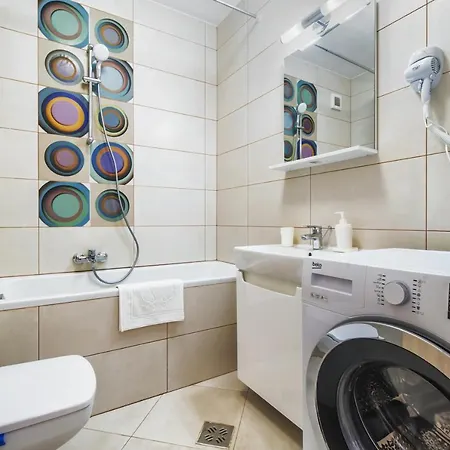 Apartment - Located By The Forest, Near Afi Mall, And Moments Away From The Old Town *